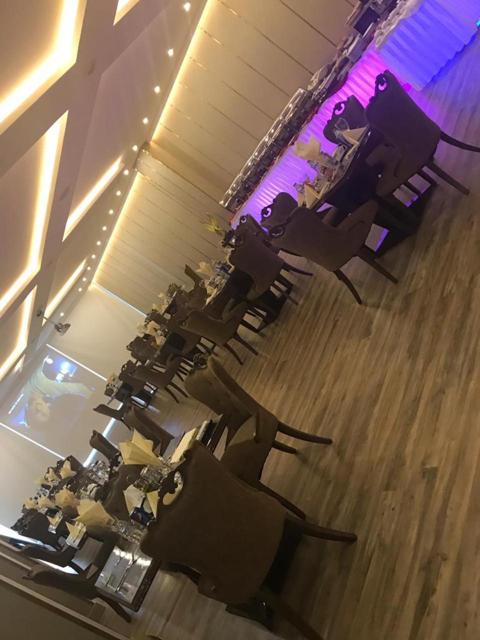 فندق هوليداي الخليج الرياض - Holiday Al Khaleej Hotel Zewnętrze zdjęcie